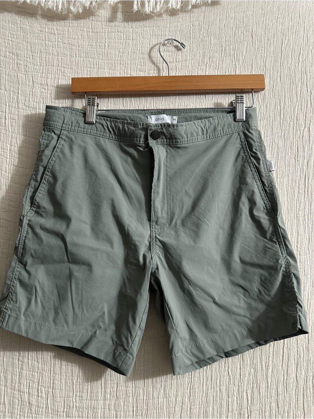 Onia Short Sz 30
